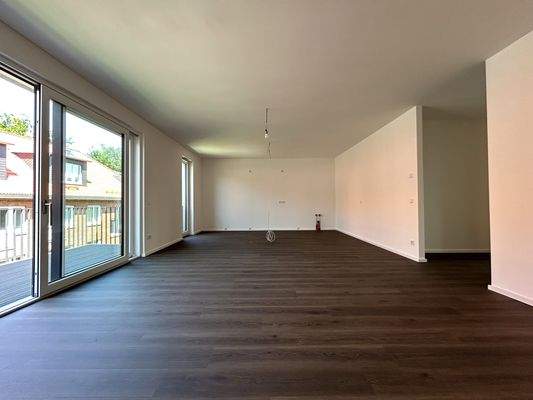 Wohnen und Essbereich