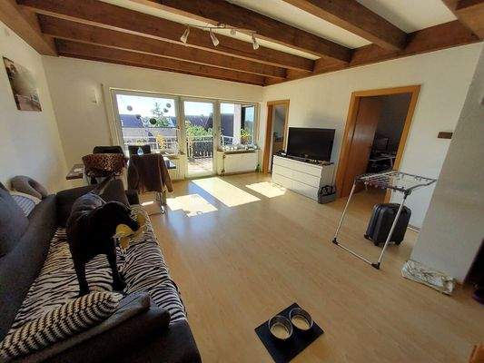 Wohnzimmer DG rechts