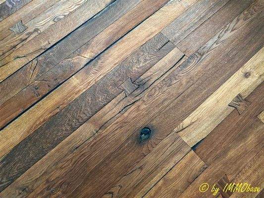 Wunderschöner Echtholzparkettboden