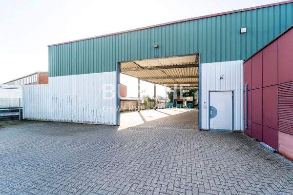 Überdachter Lagerbereich