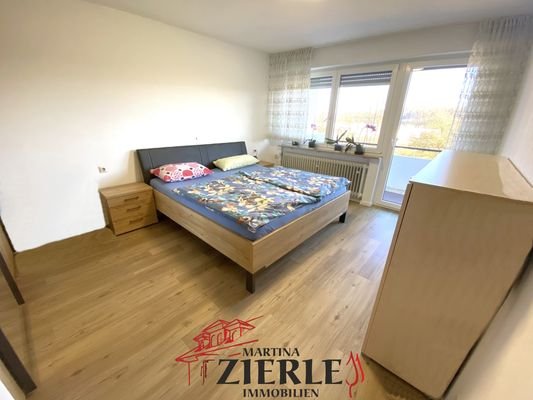 9-Schlafzimmer