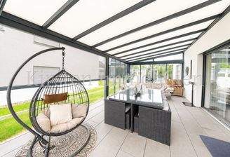 Überdachte Terrasse