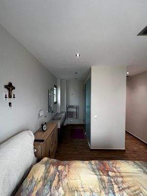 Kreta, Kolymvari: Zweistöckige Villa mit Infinity-Pool und Meerblick zu verkaufen