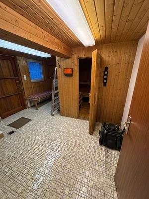 Saunabereich im Keller.JPG