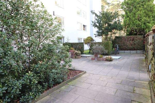 Gepflegte Außenanlagen