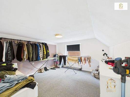 weiteres Zimmer OG-PR0321-STILL010