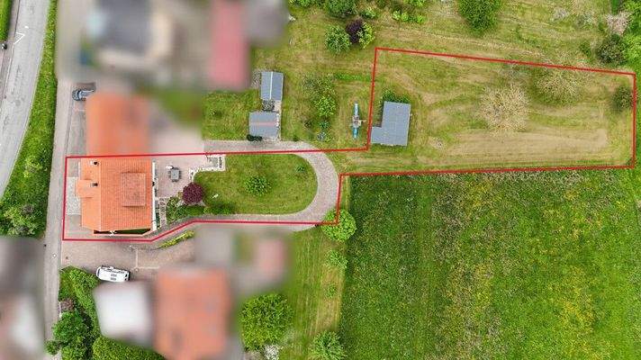 Luftbild verpixelt mit Umrandung_1