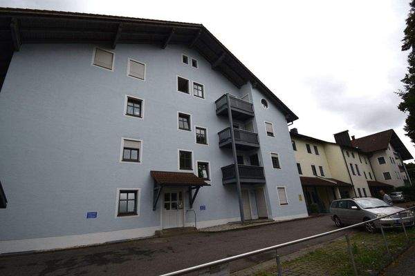 Außenansicht (3)-min.JPG