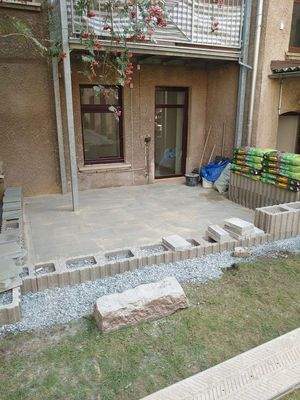 Große Terrasse / Garten