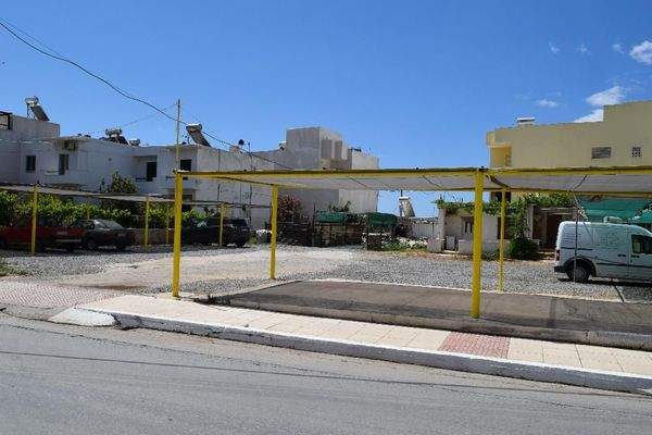 Südostkreta, Makry Gialos: Grundstück in Meeresnähe zu verkaufen