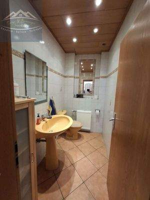 23 Gäste-WC Whg. 3 EG