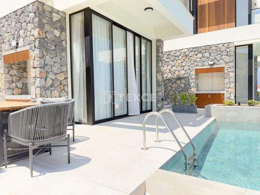 Villas in a Seafront Complex in Girne, North Cyprus