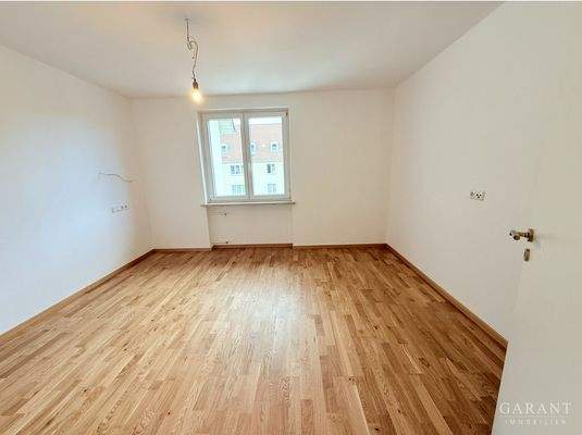 Schlafzimmer (Seite 1)