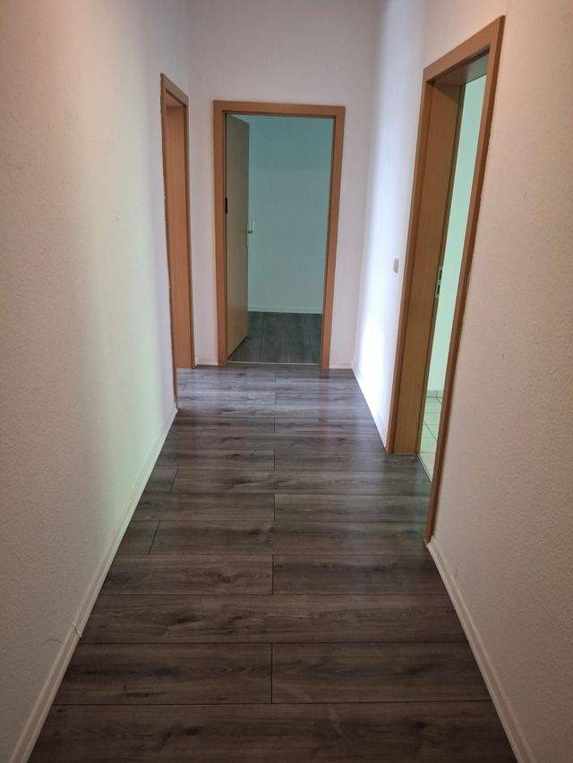 Geräumige 2-Raumwohnung mit Balkon in Chemnitz-Hilbersdorf - Photo 5