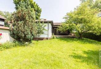 Großzügiges Bungalow 