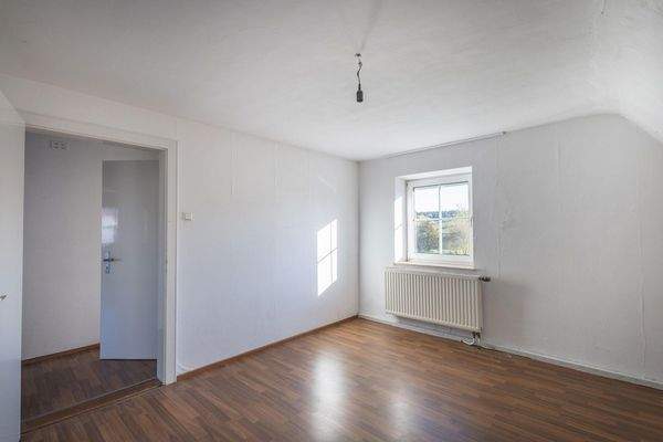 OG: Schlafzimmer 16 qm