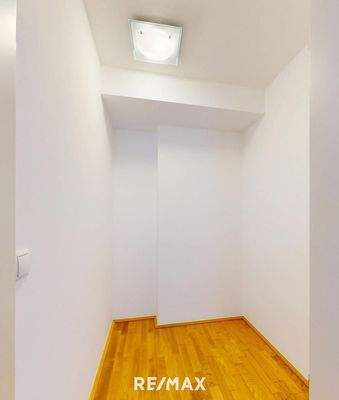 Wohnung - Schrankzimmer I