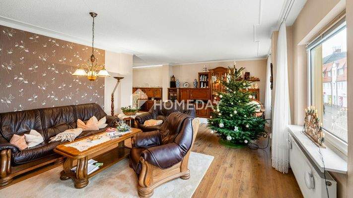 1. OG Wohnzimmer 1 2