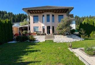 Haus mit Gartenansicht