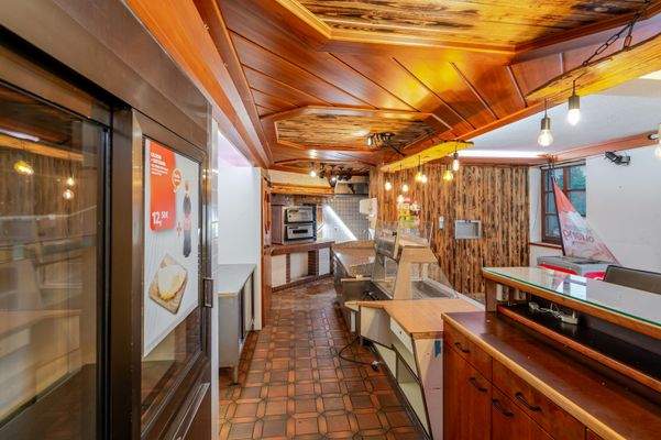 Imbiss-/Verkaufsbereich