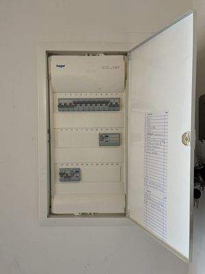 Neue Elektroverteilung  2009