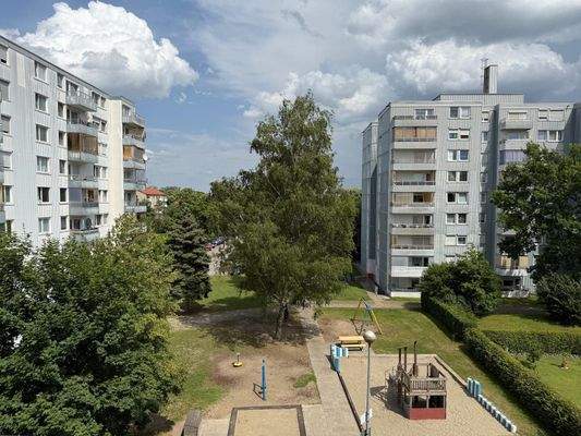 Ausblick vom Balkon - Immobilien Baumeister Neubur