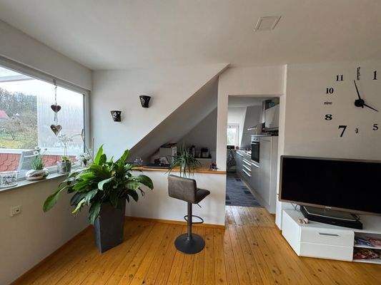 Wohnung DG: Wohn- und Essbereich