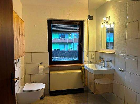 3 Sanitärbereich im EG.jpg