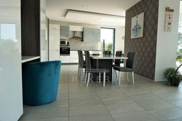 Lichtdurchflutetes Wohnen auf mehreren Etagen