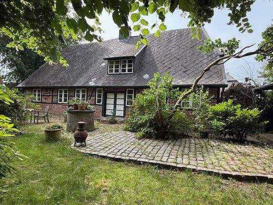 ...idyllischer Garten...