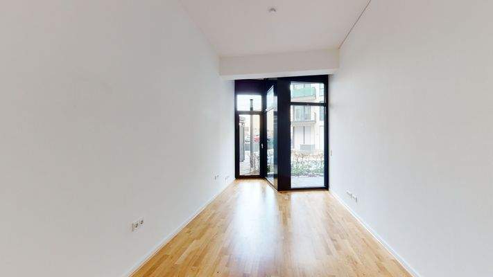 Schlafzimmer mit Terrassenzugang- Musterwohnung