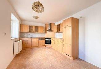 EG Küche inklusive Elektrogeräte