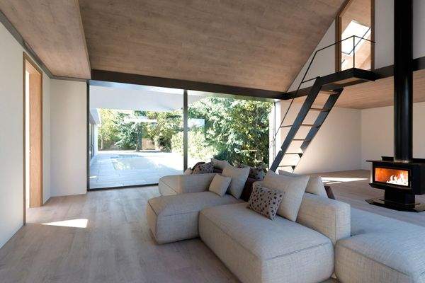 Animation Wohnzimmer mit Blick in den Garten