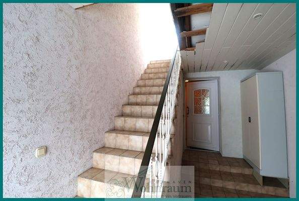 Treppe zur Einliegerwohnung