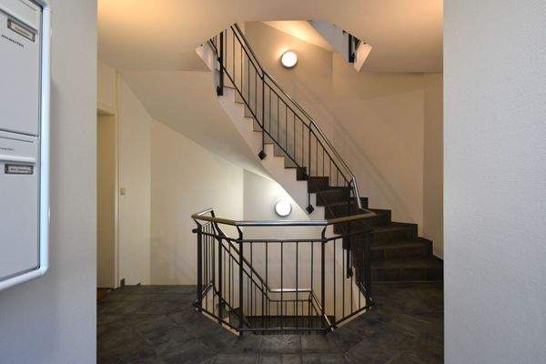 Haus Treppenhaus.jpg