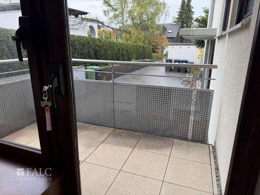 Kleiner Balkon v. Kinderzimmer