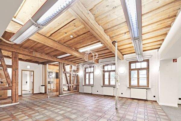 Historisch, dennoch hell, der große Hauptbereich