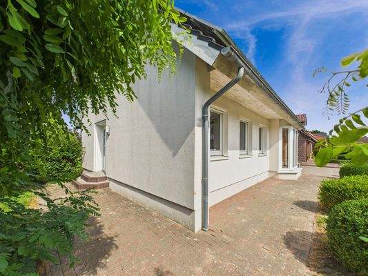 CAM03784G0-PR0080-STILL013