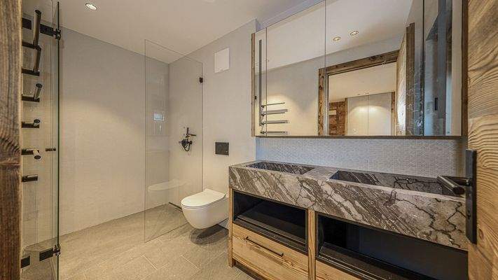 KITZIMMO-Elegante Erdgeschossmaisonette nahe dem Skilift kaufen - Immobilien Kitzbühel.