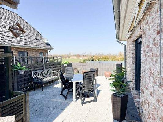 geschützter Terrassenbereich