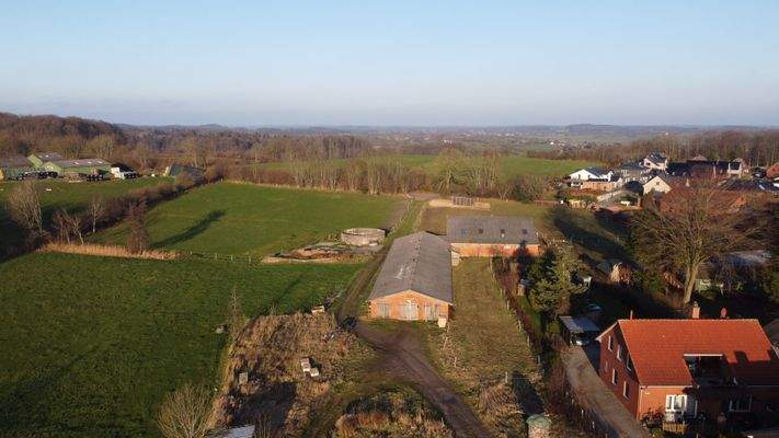 Übersicht Kuhstall und Scheune