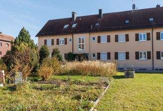 Westansicht + Garten