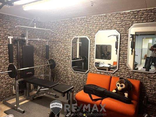 23 Fittnessbereich - KG