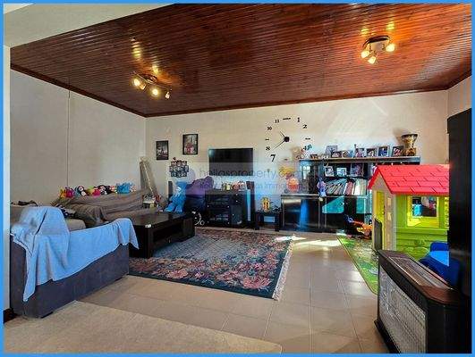 aff2a8e0afaa480faf9c6c4d51b5ae79-original