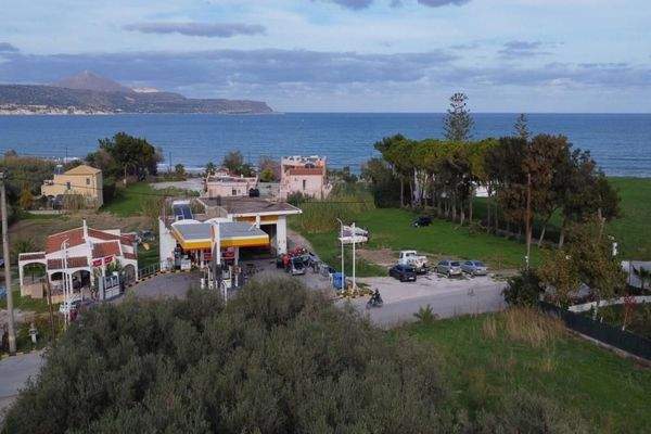 Kreta, Kalyves: Grundstück mit bezauberndem Meerblick zu verkaufen, nur wenige Schritte vom Strand entfernt