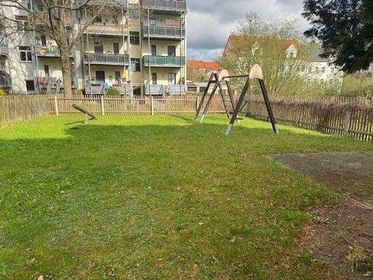 anliegender Spielplatz
