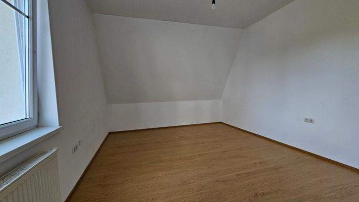 20250820_094937_resized