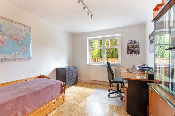 Vielseitig nutzbares Arbeits- und Gästezimmer