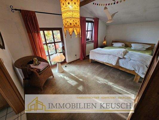 Großes & helles Schlafzimmer - Stall