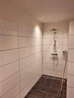 Zwei-Personen-Dusche